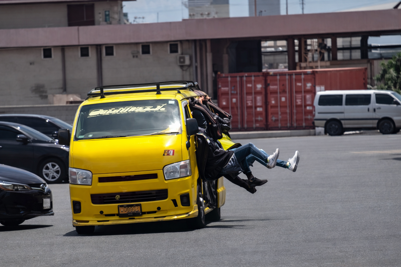 Driver Charged After Hiace Bus Overturns at Pechon Street, Conductor Blames ‘Vibes Bus’ Culture